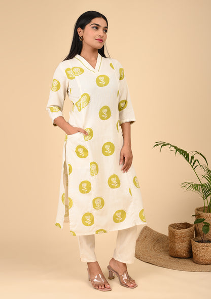 Off-White Printed Cotton Kurta Set with Mustard Floral Motifs & Side Pockets