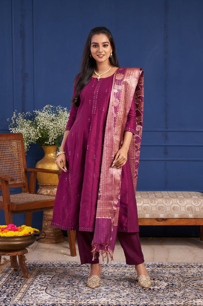 Berry Magenta Embellished Straight Kurta